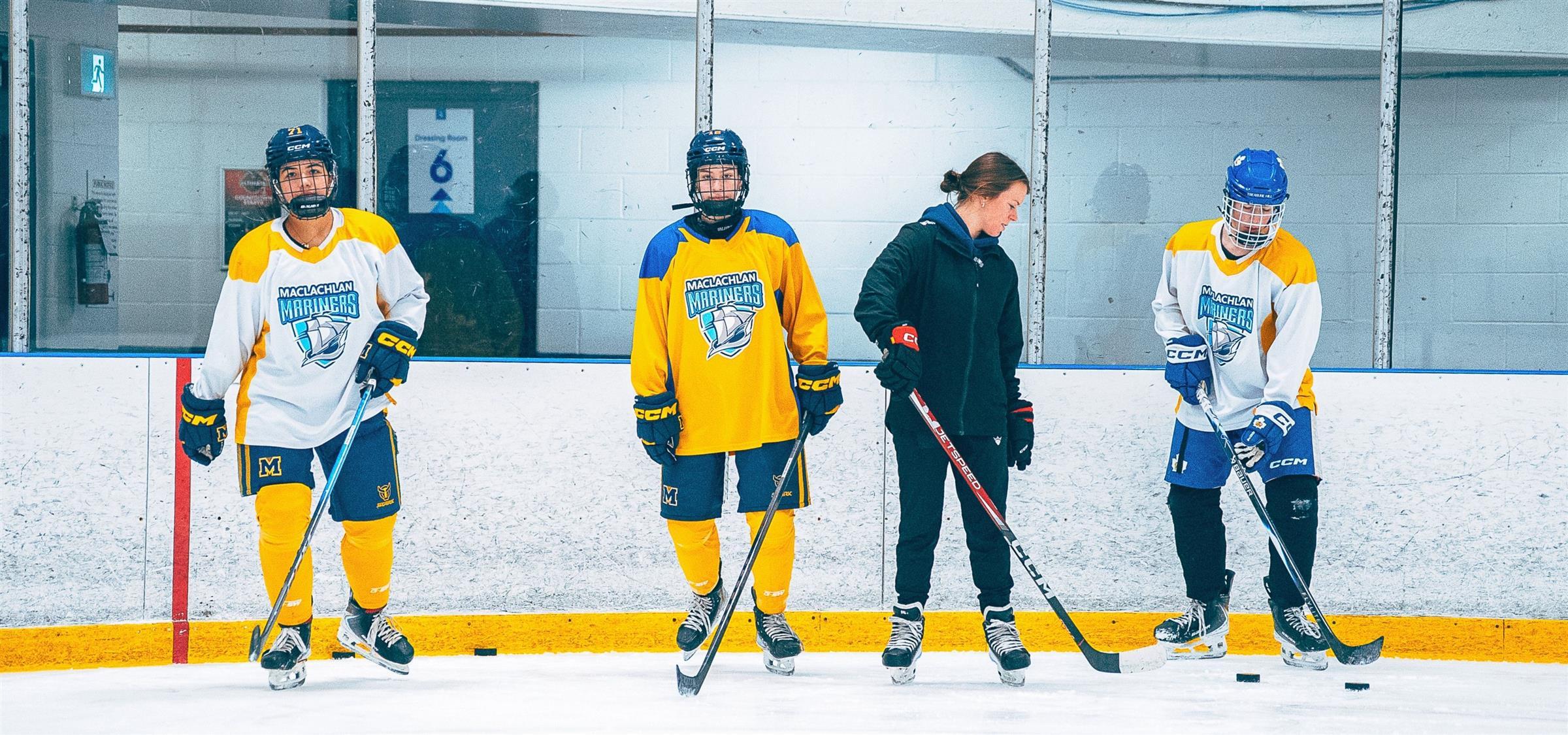 Hockey Breakfast Program - MacLachlan College Students